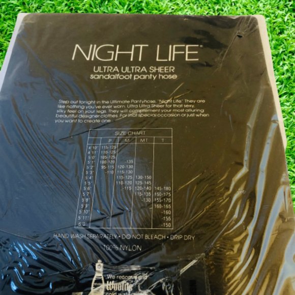 NIGHT LIFE VINTAGE Light Gray Ultra Ultra Sheer Pantyhose Size Tall - 2 Pairs - Picture 3 of 11